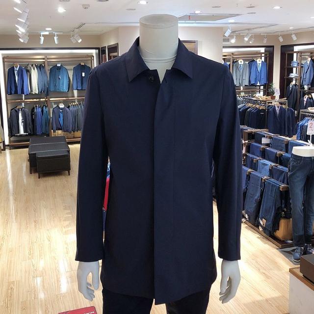 七匹狼官方旗舰店男装，七匹狼长袖衬衫男夏装（穿什么牌子的衣服更得体）