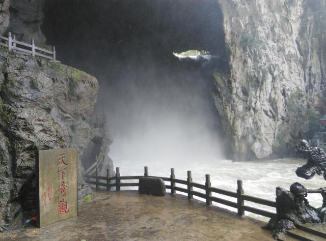 安顺旅游景点推荐，安顺（看了贵州安顺这10个地方）