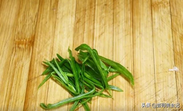 清蒸白力鱼的做法，这才是清蒸鱼的正确做法