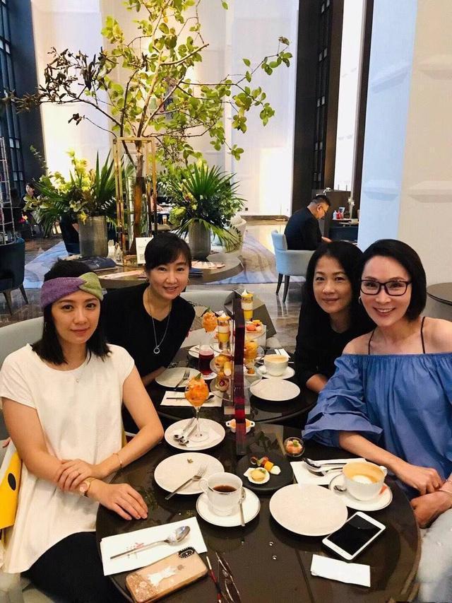 金喜善整容前后，金喜善如今现状（跟中国同龄女演员们比整没整一目了然）