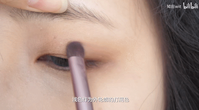 单眼皮化妆技巧，单眼皮怎么化妆双眼皮（单眼皮、肿泡眼千万不要这么化眼妆）