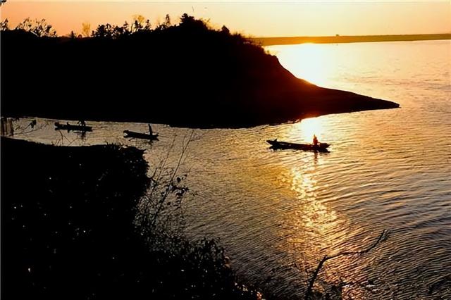 世上十大最诡异的地方，就算给我钱我也不敢去