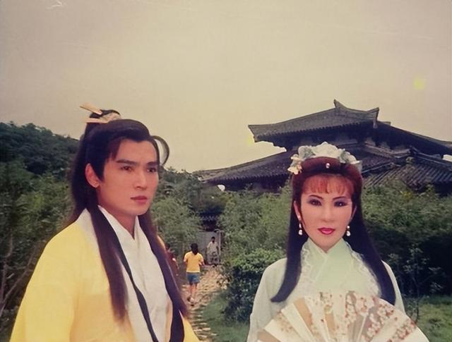西门大妈和焦恩俊，焦恩俊为什么和西门大妈拍戏（50岁大妈和小鲜肉演亲密戏）
