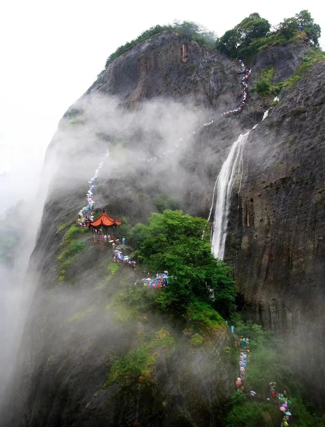 武夷山旅游景点，厦门武夷山旅游景点（武夷山三天假期怎么玩）