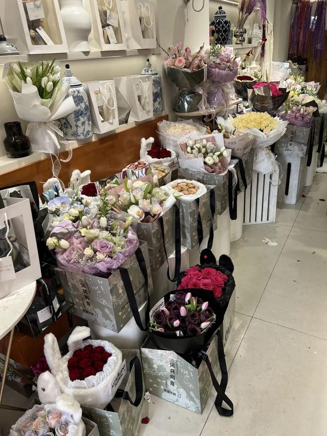 无锡市花是什么花，无锡市花是什么花啊（无锡的玫瑰花身价暴涨供不应求）