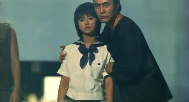 延生普佛视频唱诵，打普佛念什么经（这位女星真不愧是日娱神话…）