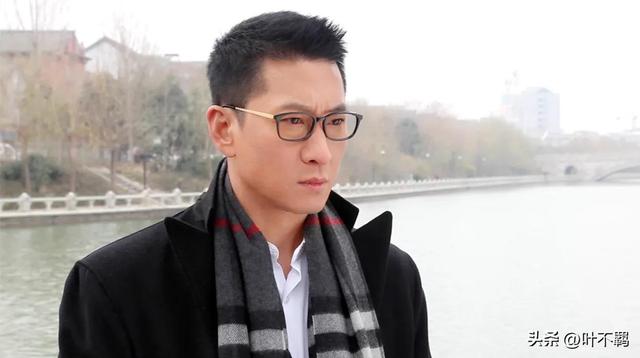 老还珠格格24年后演员今昔对比，24年后周杰被逼成了农民