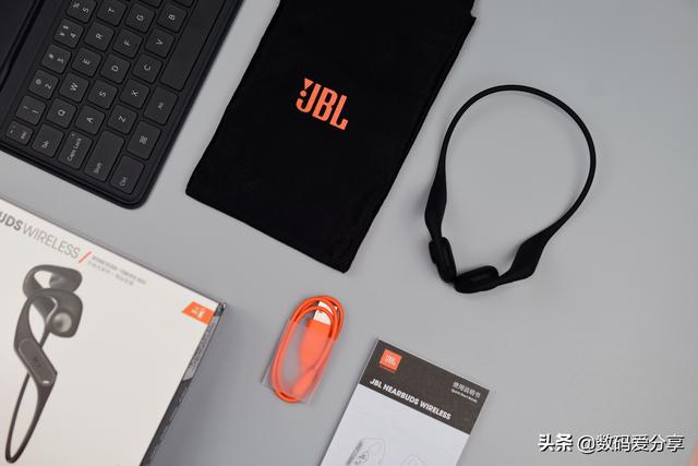 jbl耳机什么档次，jbl耳机属于什么档次（2022新品跑步耳机评测）