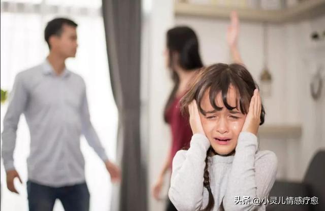 和父母吵架后如何处理，跟爸妈吵架后怎么办（怎样从原生家庭中和解）