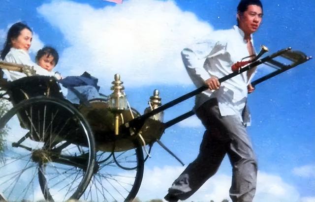 骆驼祥子故事简介，你就读懂了中年人的心酸