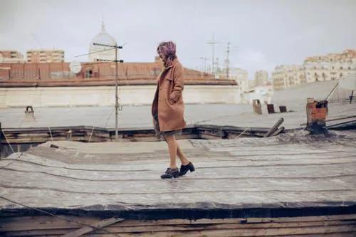 对方把你拉黑了怎么才能联系到他，拉黑他又后悔很痛苦