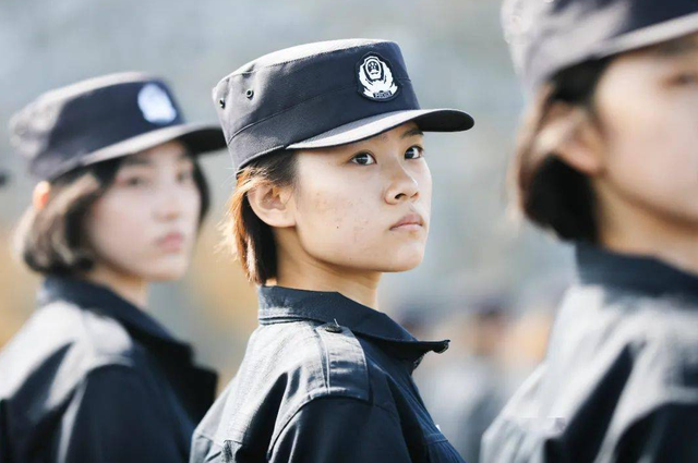 专科警校出来干什么，毕业之后直接捧“铁饭碗”