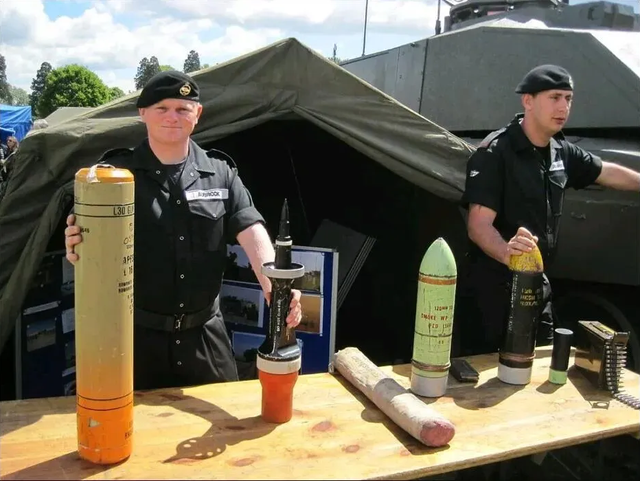 穿甲的神兵利器贫铀弹，这种丧心病狂的弹药