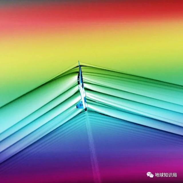 简笔画飞机的画法，二加三画小鸟（这么厉害的飞机，为啥没人敢坐）