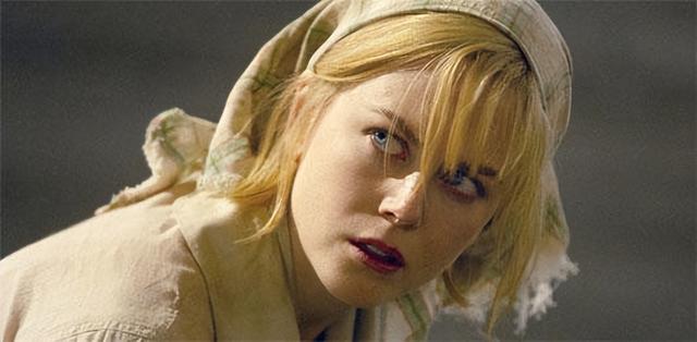 关于欧美著名艳星的信息，好莱坞两位顶流女星惊爆同性绯闻