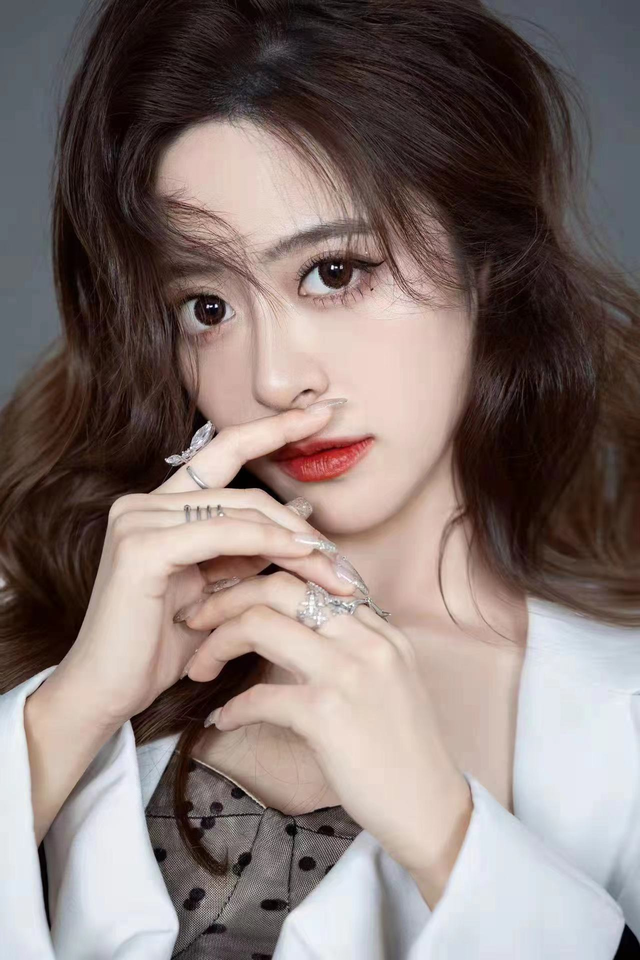 蒙古民歌歌曲全集，求悠长的蒙古歌曲名字（《故乡的蒙古马》李昌明词）