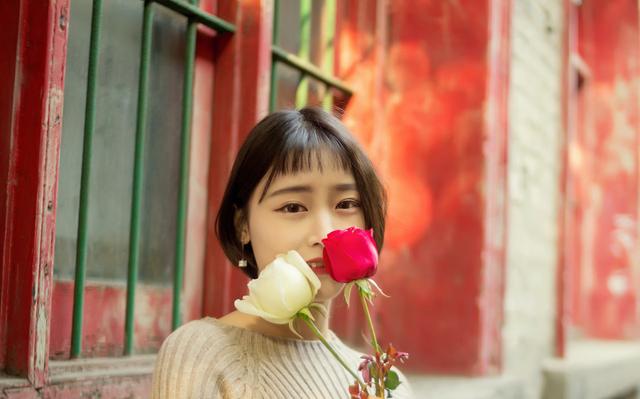 女人安静了男人反而会想念，分手后女人安静消失最好（反而越让男人着迷）