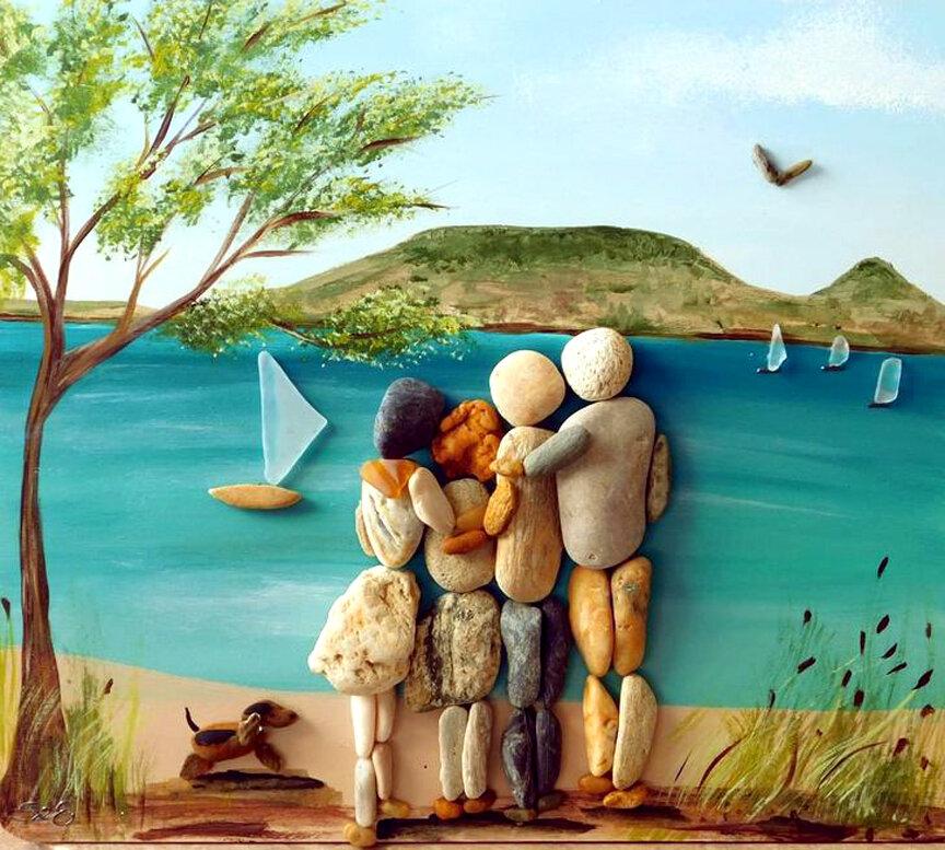 匈牙利艺术家埃尔泽贝塔·西拉伊卡的简单鹅卵石的惊人作品