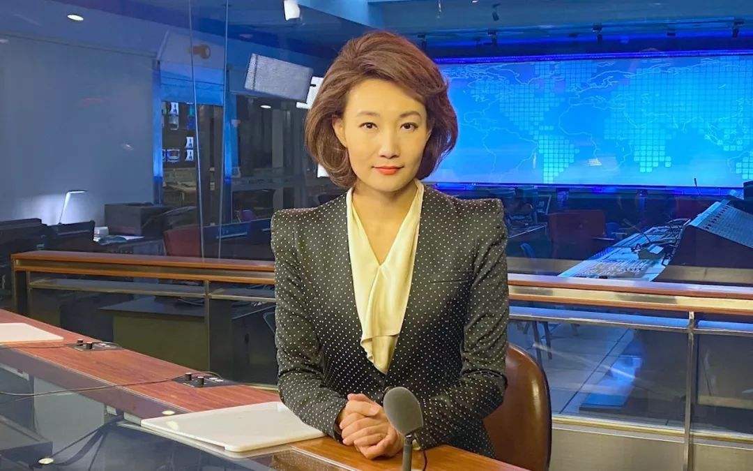 李梓萌主持人简历个人资料(44岁至今未婚) - 龙腾网