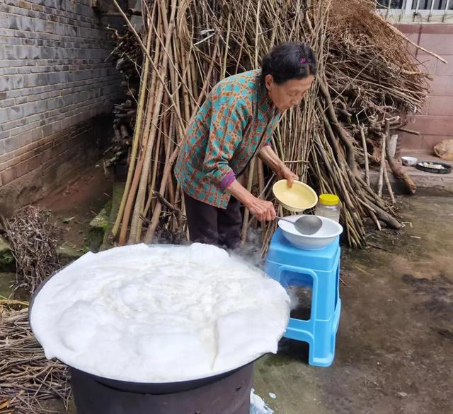 点豆腐的卤水配方，点豆腐（一物降一物——听京都尹先生讲科普）