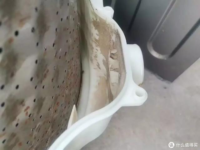 乒乓球拍怎么清洗，乒乓球拍胶皮脏了如何清洗（洗衣机长期使用后拆机实录集锦）