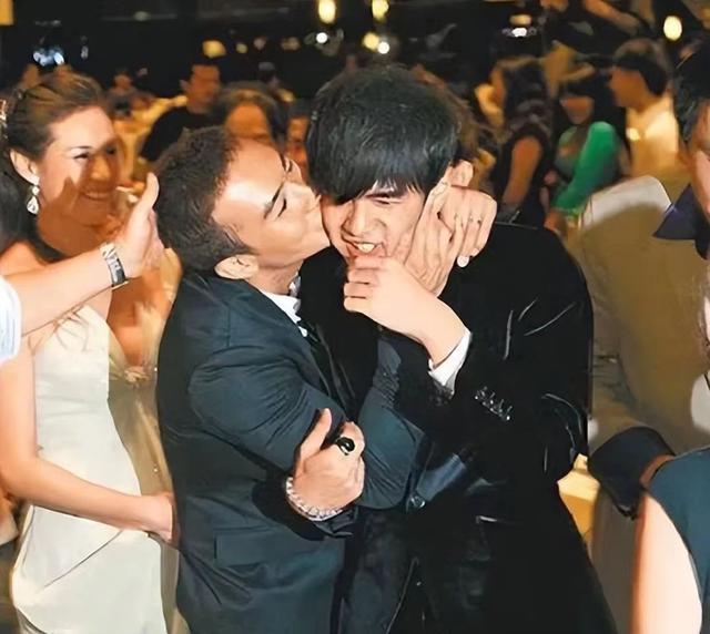 刘畊宏老婆个人资料，刘畊宏妻子是谁（刘畊宏的老婆王婉霏：连生三胎）