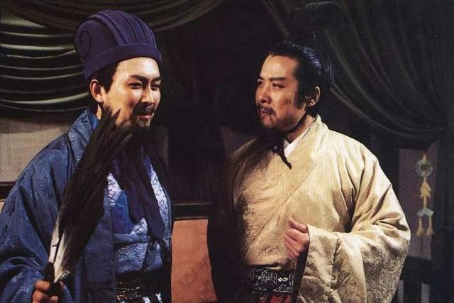 别驾什么意思，别驾是什么意思（三国4个最没有原则的小人）