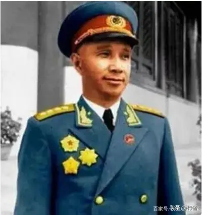 我军的高级将领中谁在战场上受的伤最严重？