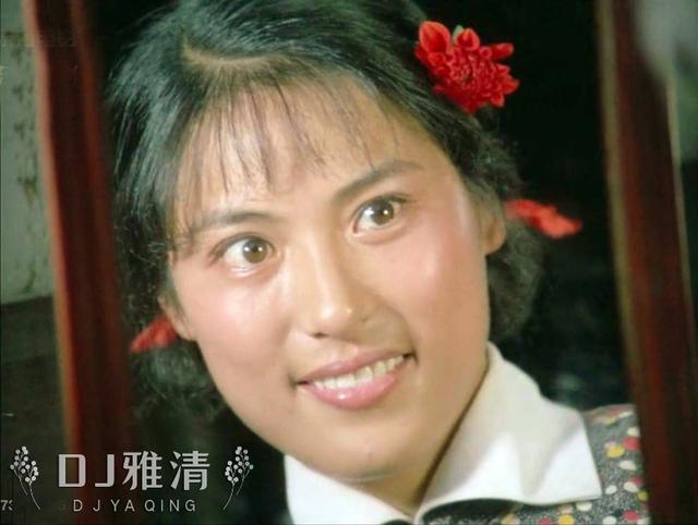 舞台姐妹演员表（昔日上影厂17位厂花今昔照）