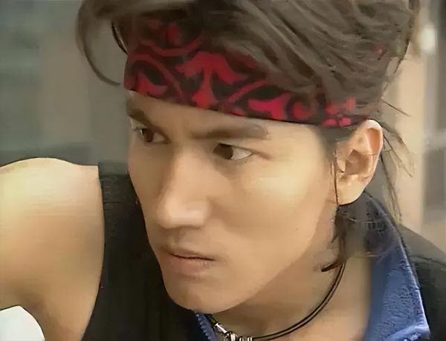 演过最多吻戏的中年男星，46岁言承旭和98后搭戏惹争议