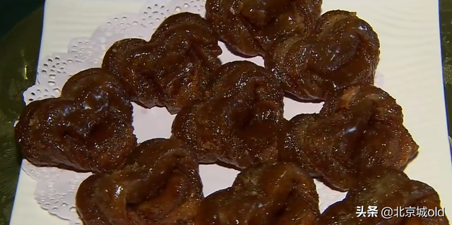 备受好评的肉末烧饼，豌豆黄儿的读音