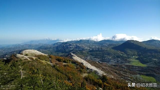 立秋诗词名句 关于立秋的古诗四句，立秋诗词名句（立秋节气美诗七首：倏忽徂炎罢）