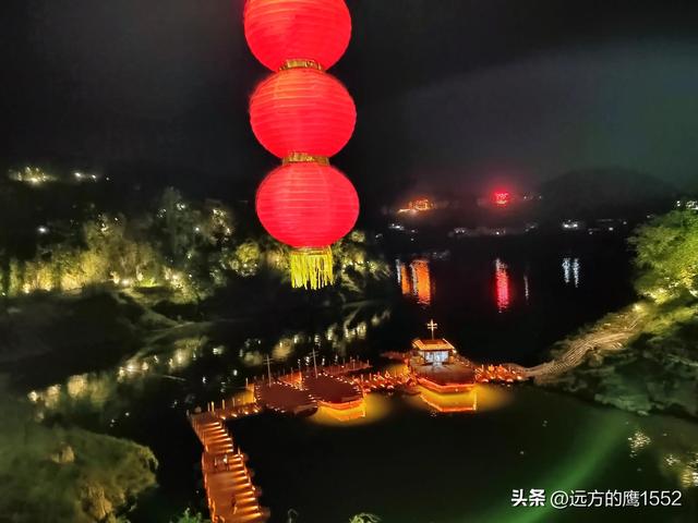 芙蓉镇门票多少钱，芙蓉古镇门票免费时间（自驾游湘西芙蓉镇）