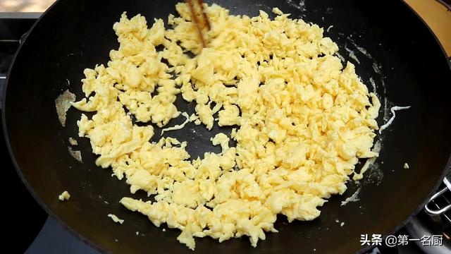 芹菜饺子馅的做法，芹菜饺子馅的做法大全（头伏的饺子用这4种菜调馅）