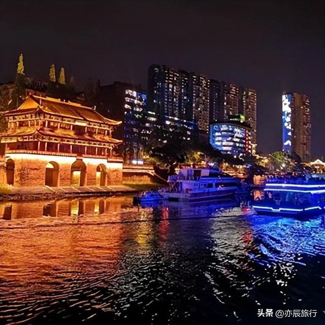 乐山大佛旅游攻略，乐山大佛景区攻略详细（乐山大佛峨眉山一日游攻略）
