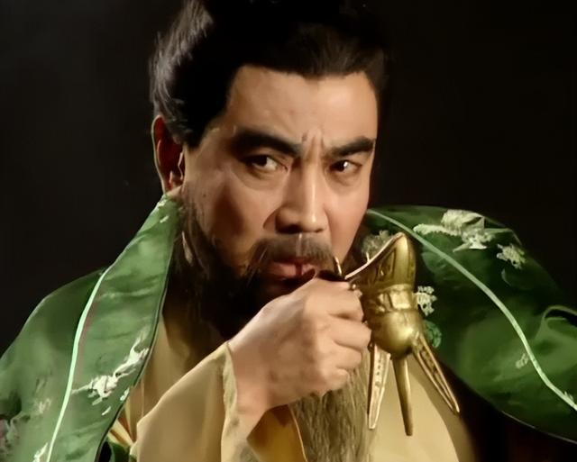 鲍国安宋江，鲍国安宋江图片（“曹操”鲍国安的“消失”）