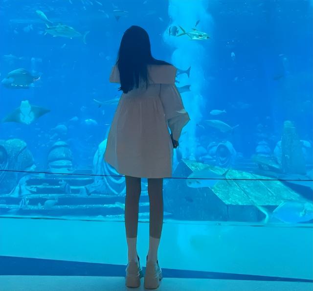 没有整过容的女明星，90年没整过容的女明星（“不老女神”现原形）