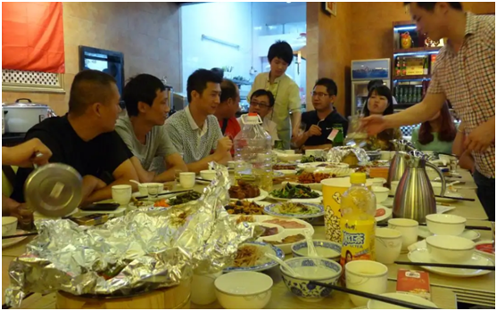 背熟10句喝酒开场白话术，背熟喝酒开场白话术（支支吾吾讲不好“开场白”）