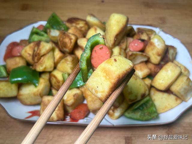 家常炒馒头的做法，炒馒头的做法（剩馒头可以这样煎着吃）