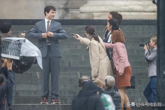 如何评价闪电侠第三季第23集，闪电侠第三季结局什么意思（男主角被控盗窃，多个丑闻缠身）