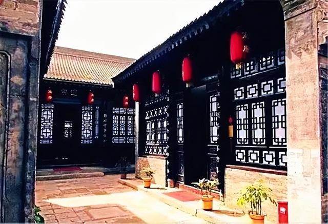 民族的主要特征是什么，民族特征属于什么（但你知道他们最具特色的建筑特色是什么吗）