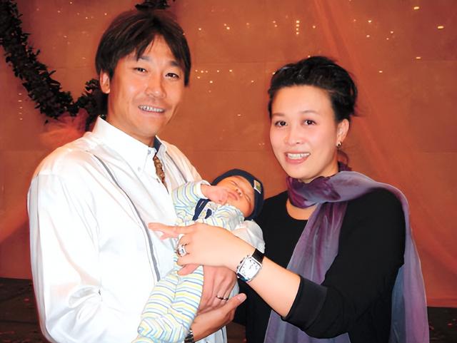 姜文前妻桑德琳，姜文的前妻（给“《浪姐3》中情史复杂的十位姐姐”排名）