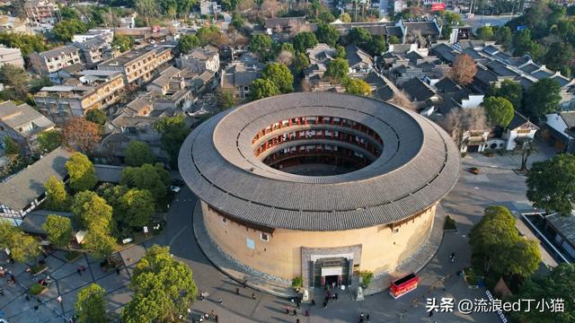 成都洛带：藏着一座客家王国和《大鱼海棠》同款土楼，不可思议