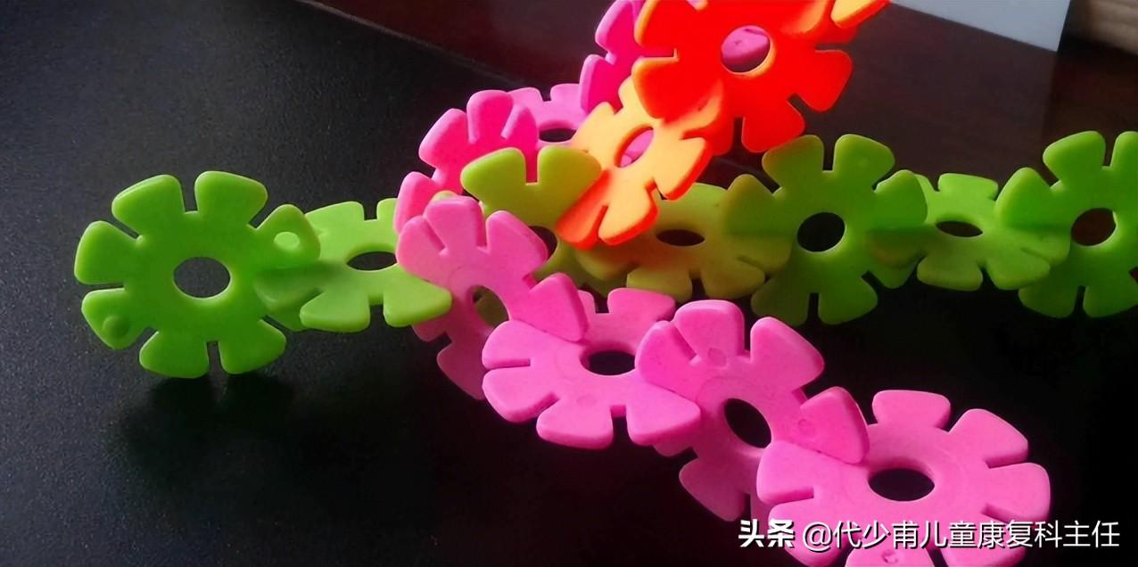 48种手部精细动作的训练方法，特殊儿童手部精细动作训练（儿童手部精细训练的18个动作要点）