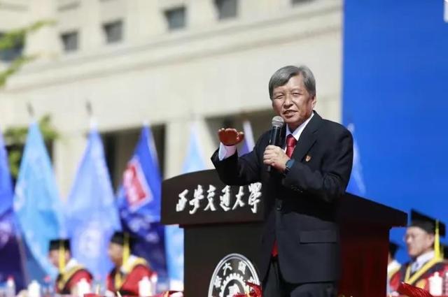 壮士暮年烈心不已意思，烈士暮年壮心不已暮年的意思（志在千里。烈士暮年）