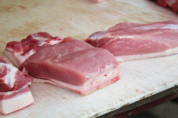 如何辨别注胶肉，这些肉为啥不能吃