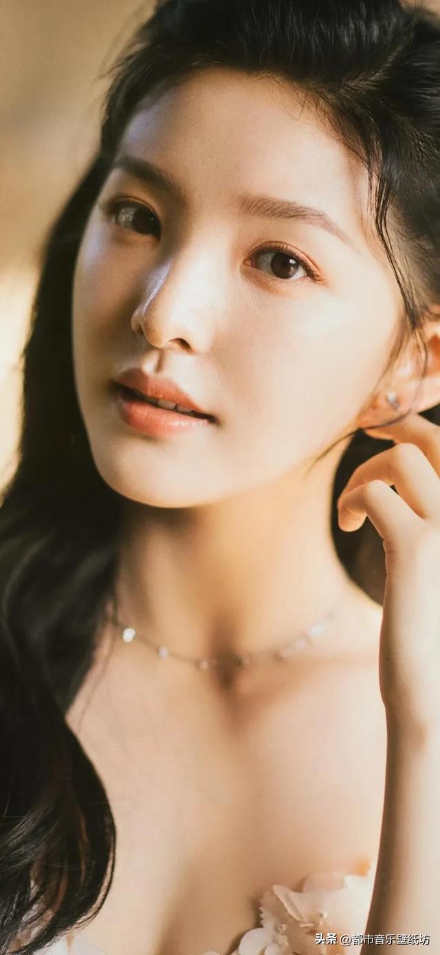 章若楠个人资料，章若楠个人资料体重（章若楠高清性感写真）