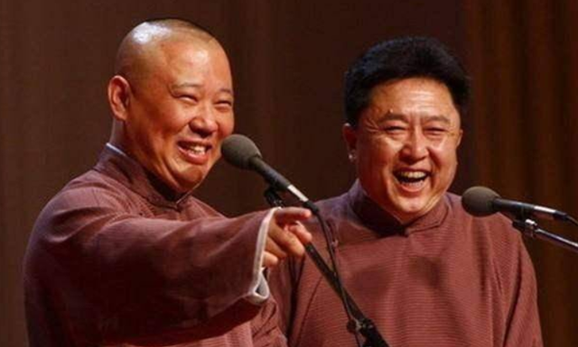 侯宝林,郭启儒如果说谁是相声界最经典的搭档,那一定非侯宝林郭启儒