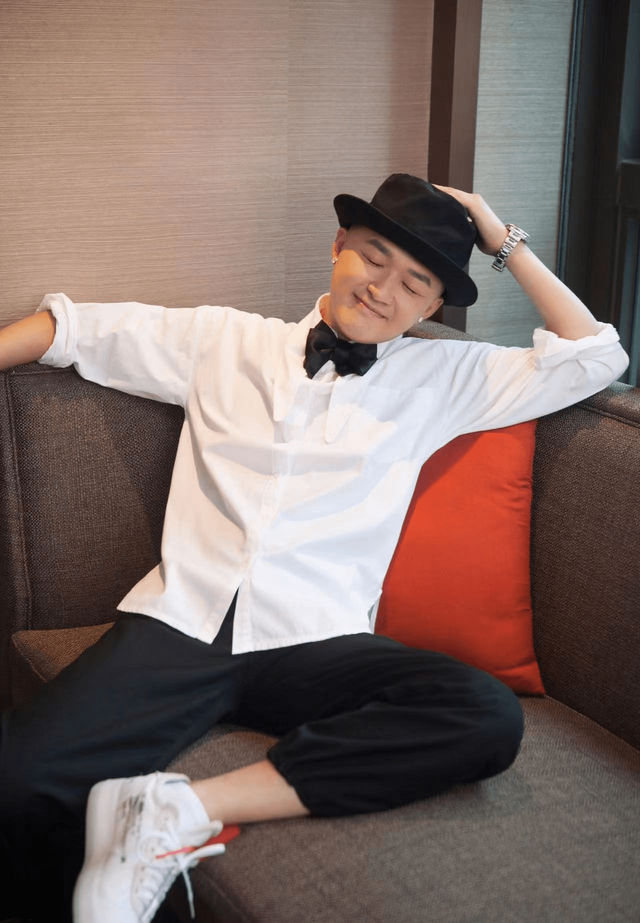 包贝尔最新电影，包贝尔最新主演的电影（包贝尔接拍《蚂蚁边境》）