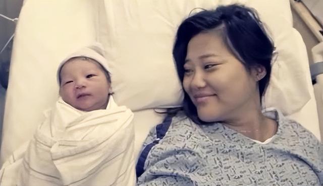 王学兵和孙宁离婚10年：一个3婚娶娇妻，一个未婚没孩子
